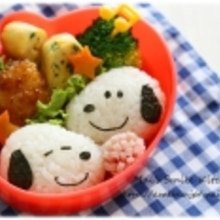 キャラ弁 スヌーピーおにぎりのお弁当 レシピ 作り方 By Mai Mai 楽天レシピ キャラ弁 スヌーピーおにぎりのお弁当 レシピ 作り方 By Mai Mai 楽天レシピ